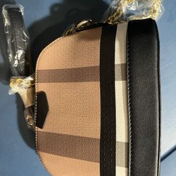  $20 Brand new purse Cartera 
