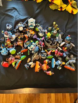 Skylanders lot