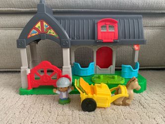 Fisher-Price Little People Toddler Toy Friendly Horses Stable Playset with Sounds Fisher Price Little People Stable plus 5 additional Little People Ba