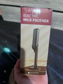 Electric milk frother
