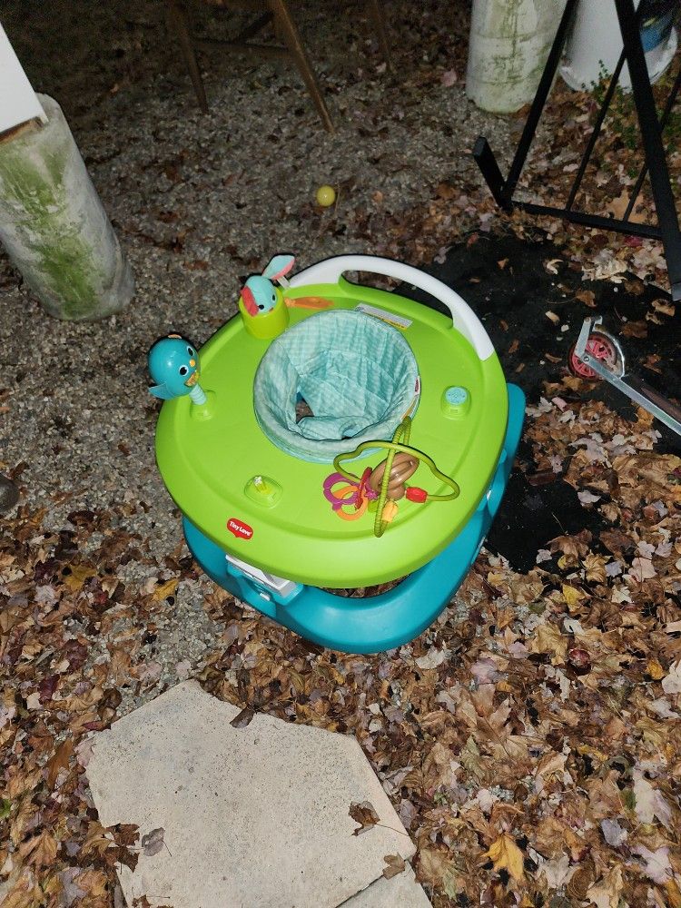 Free Toddler Walker Scooter Baby Holder