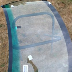 New Windshield 98-02 Subaru Forester With New Side Molding Clip/Fasteners 