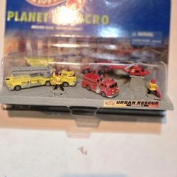 Hot Wheels Planet Micro Urban Rescue 