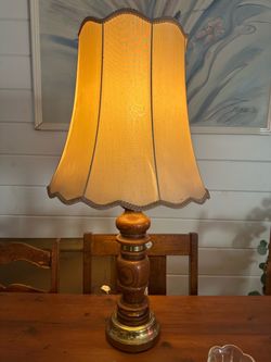 Vintage turned wood & Brass table lamp
