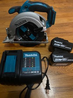 Makita LXT 18V 6-1/2" Circular Saw with 2 4.0 18vBatteries and 18v Charger