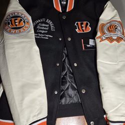 Cincinnati Bengals NFL Team Apparel Men's Varsity Jacket Size Small