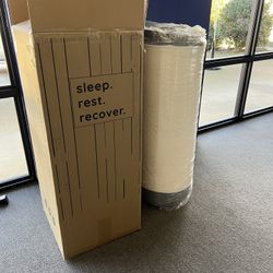 New Memory Foam & Platform Base (Read Description For Price)