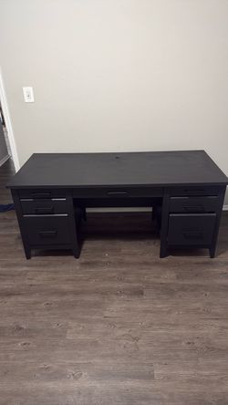 Black Office Desk