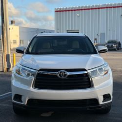 2016 Toyota Highlander LE
