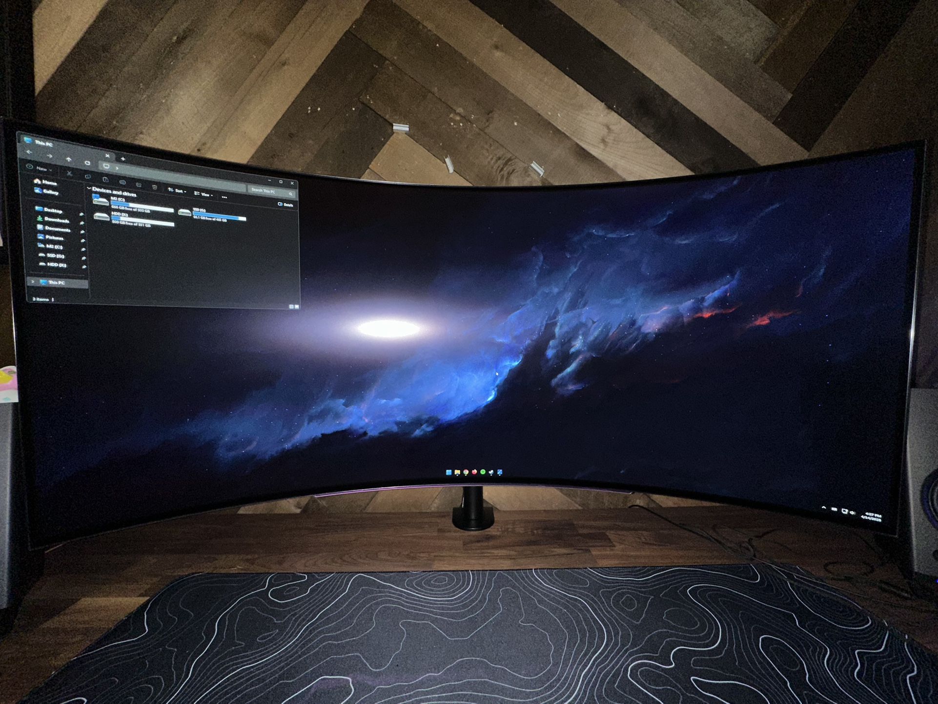 LG 45” OLED CURVED 240HZ GSYNC MONITOR