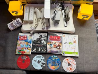 Nintendo Wii Bundle 6