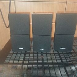 2 Stand Alone Bose Spkrs & 3 Dual Bose Speakers With Bose Amp And Sub And Head Unit Yamaha