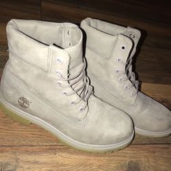 Grey Timberlands WORN BARELY 3 TIMES