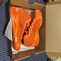 Jordan 36 Center Star Size 11.5 PROMO SAMPLE