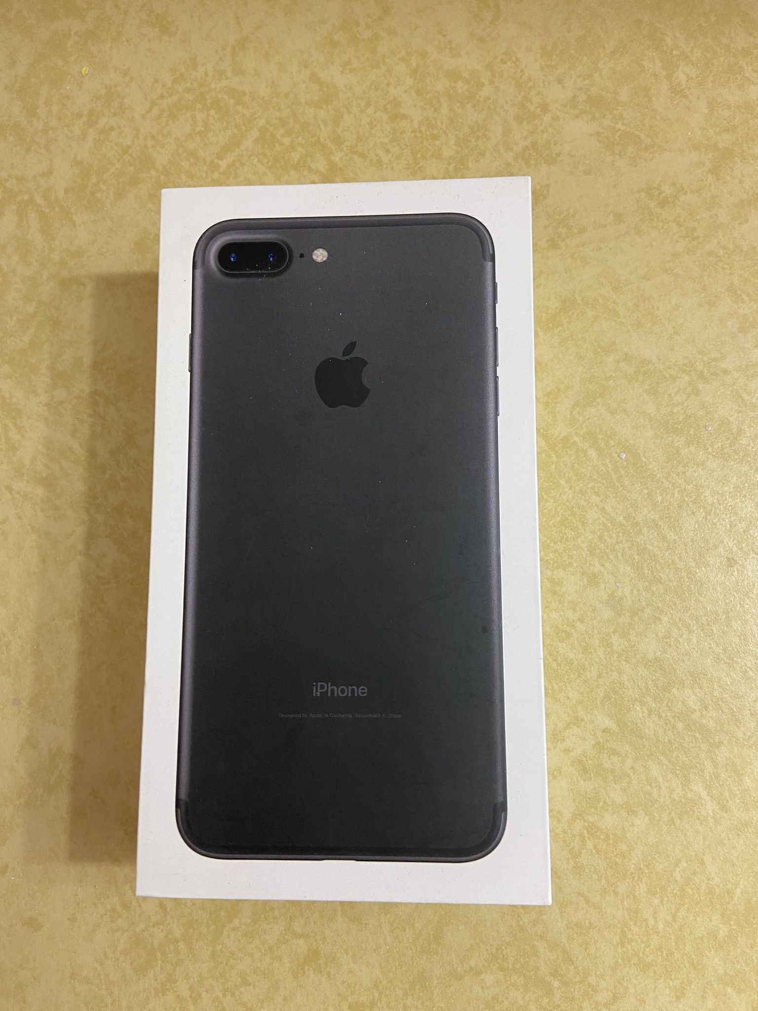 iPhone 7 Plus Black 128GB (BOX ONLY)