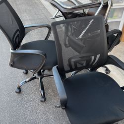 7 Office Chairs