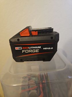 Milwaukee battery m18