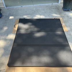 Solid Fold 2.0 Truck Bed Cover