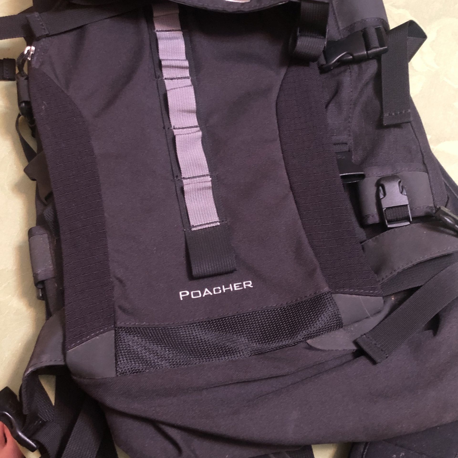 Dakine Poacher Snowboard Backpack