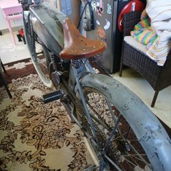 1910 Harley Davidson, replica, good for man cave.Good for display excellent condition