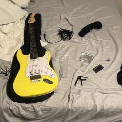 Donner Guitar With Accessories 