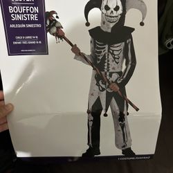 Costume