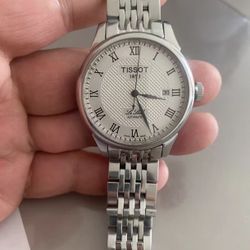 Mechanical watches keep accurate time.