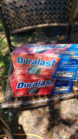 Break pads 1999 Chevy 1500 never used30 $ PR.SET