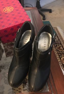 Guess Women’s Black shoes size 7M - $30