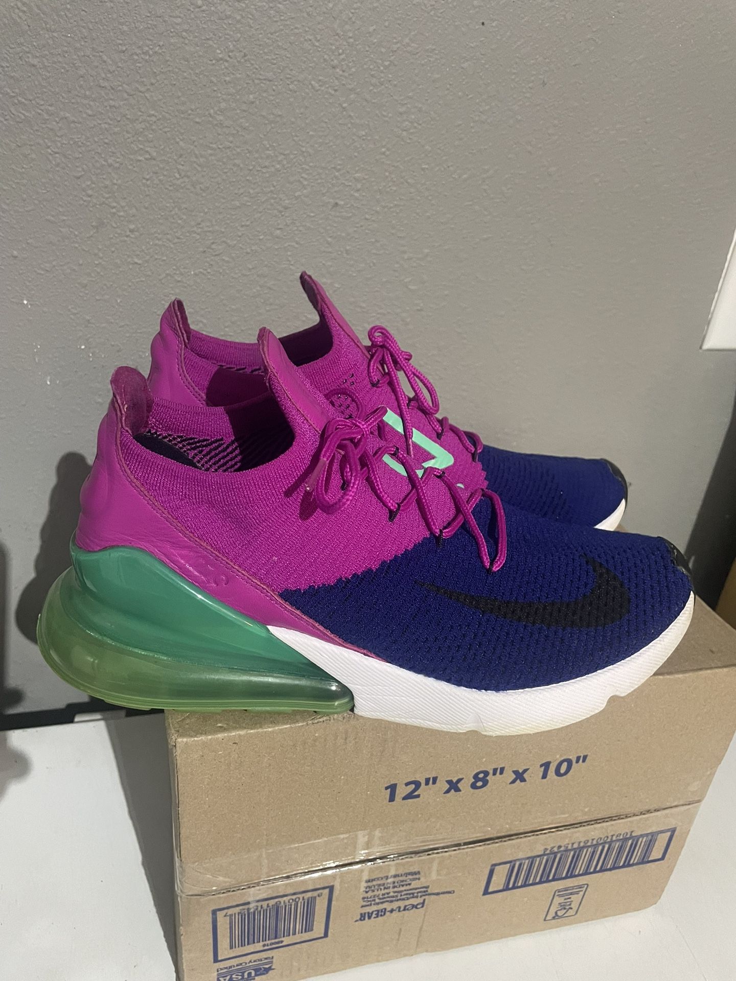 Nike AirMax 270 Size 11