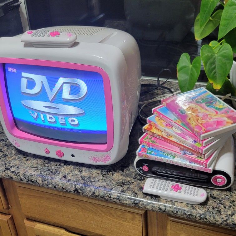 Barbie TV, Barbie DVD player, 6 Barbie DVD's