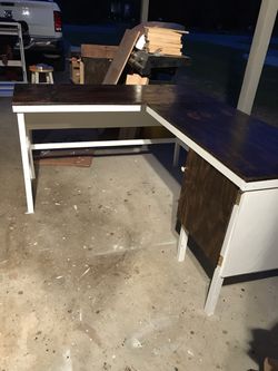 Stain top L shape desk....(handcrafted)