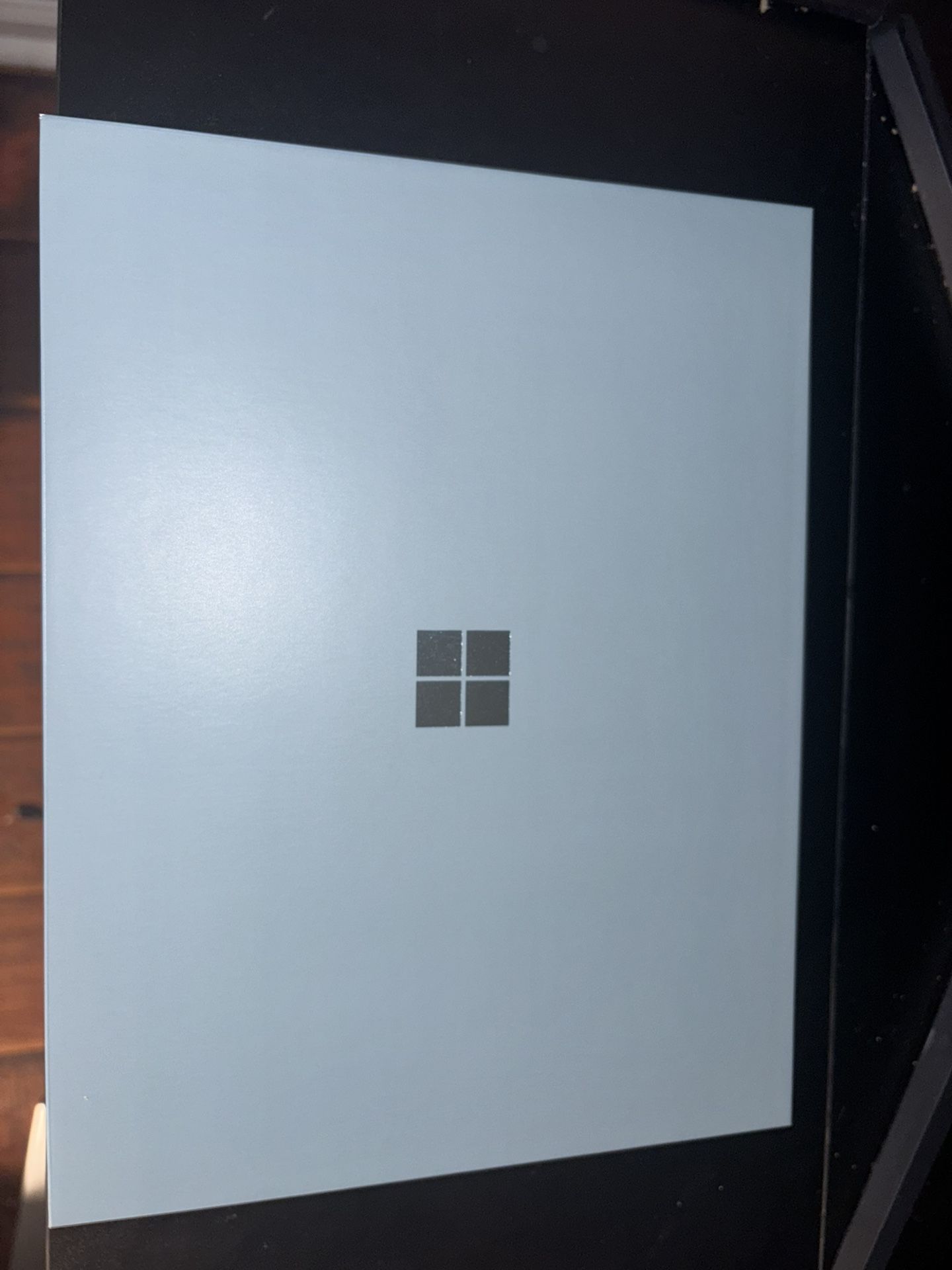 Microsoft Surface Laptop 13”