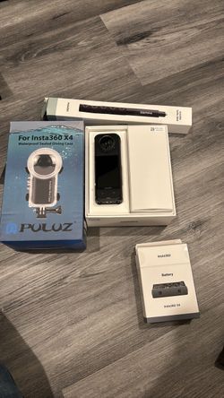 Insta360 X4 8K Bundle + 512GB SD Card - Used Twice