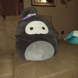 Penguin plushie