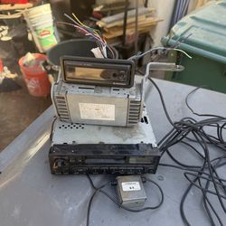 Stock radio 1996 3rd gen 4 runner