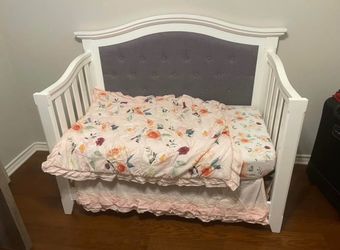 baby / toddler bed