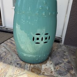 Ceramic Accent Stool 