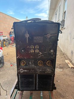 Miller Bobcat AC/DC welder
