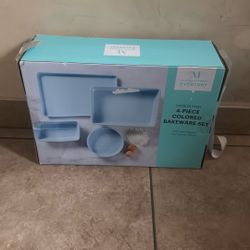 Martha Stewart - Everyday Color Bake 4 Piece Nonstick Carbon Steel Bakeware Set - Teal