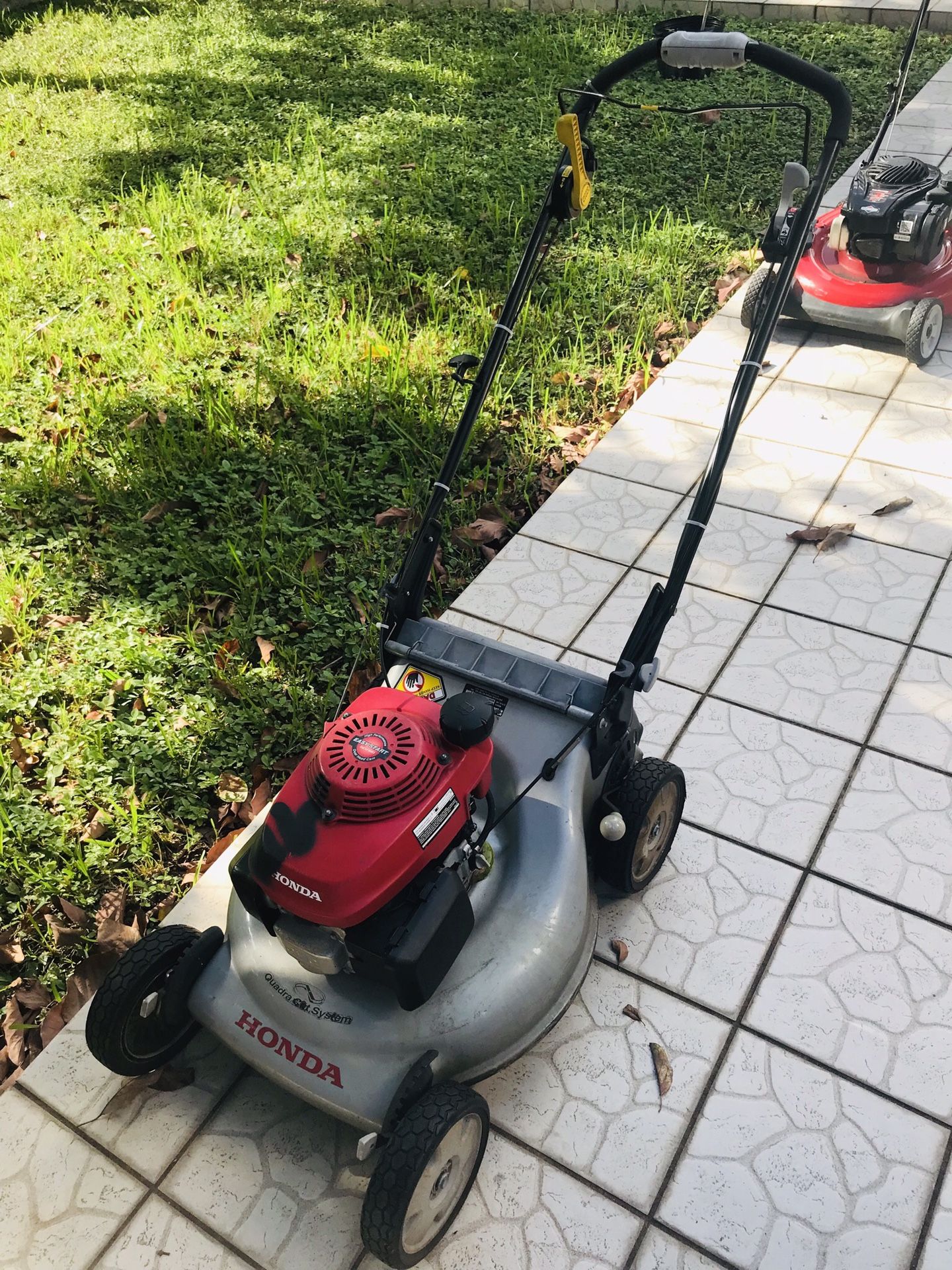 Honda hrr216 lawn mower