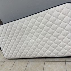 Serta Twin Mattress El Dorado Furniture Excellent Condition Little Used 