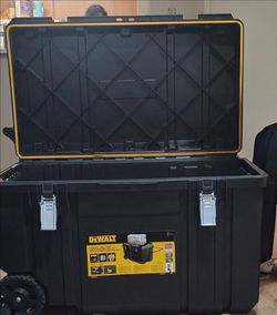 DeWalt tuff chest