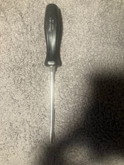 Snap on screwdrivers