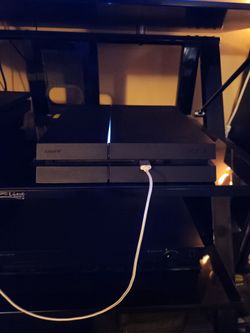Sony PS4 PRO WITH 500G