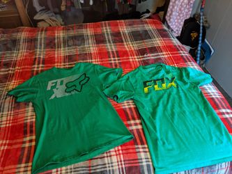Two fox t-shirts