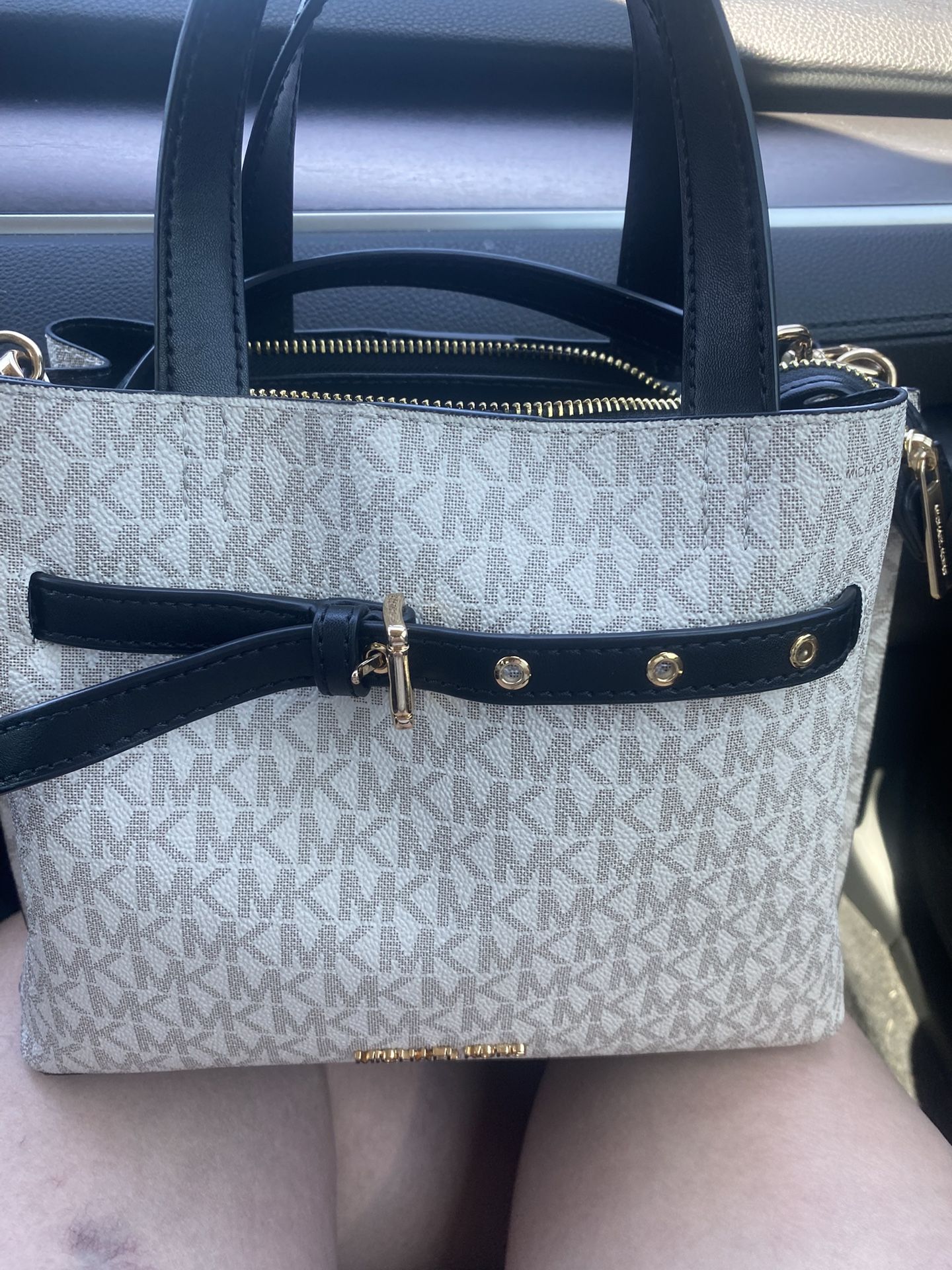 Michael Kors Hand Bag With Strap