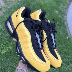 Nike Air Max 90 “Big Bubble” Size 11.5 Varsity Maize/Black/Metallic Silver/Black