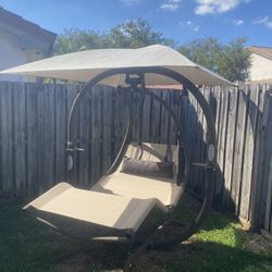 Outdoor Swing Lounger – New Canopy & Seat Coverings