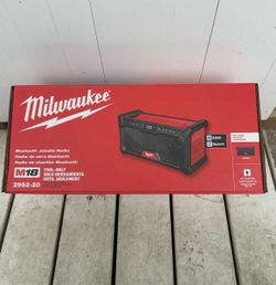 Milwaukee new radio M18
